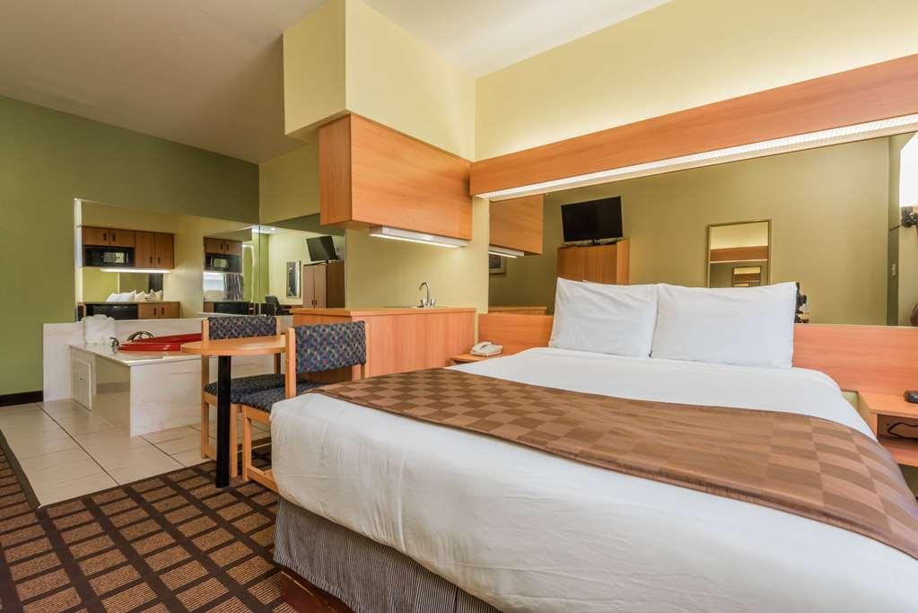 Microtel Inn & Suites By Wyndham Ft. Worth North/At Fossil Fort Worth Zimmer foto